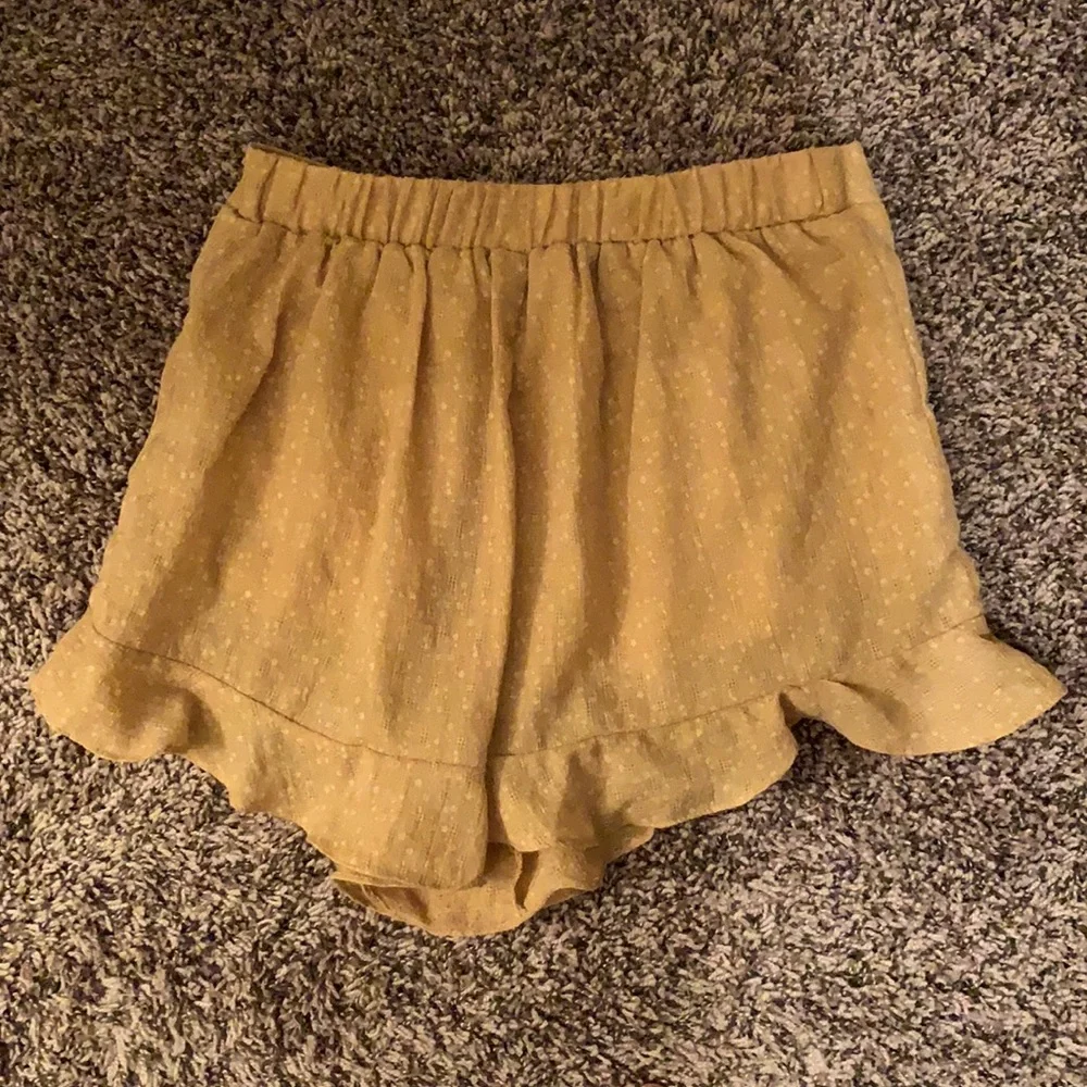 Yellow Ruffle Shorts - Picture 3 of 3